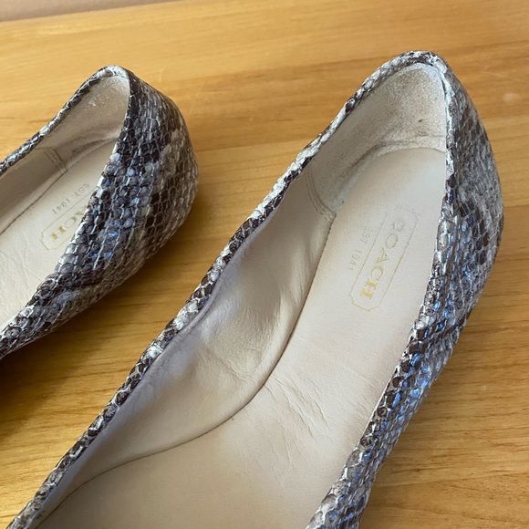 Coach snakeskin flats - Picture 7 of 7